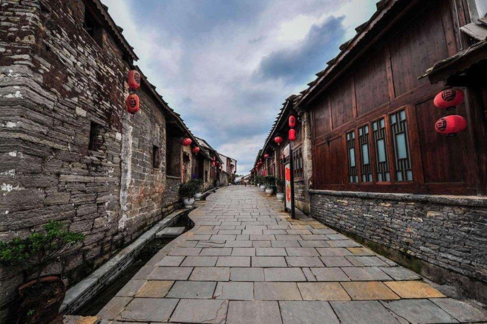 解惑小蜗牛,国考最热岗位竞争超两千选一,该岗位受欢迎的原因是什么?问答平台